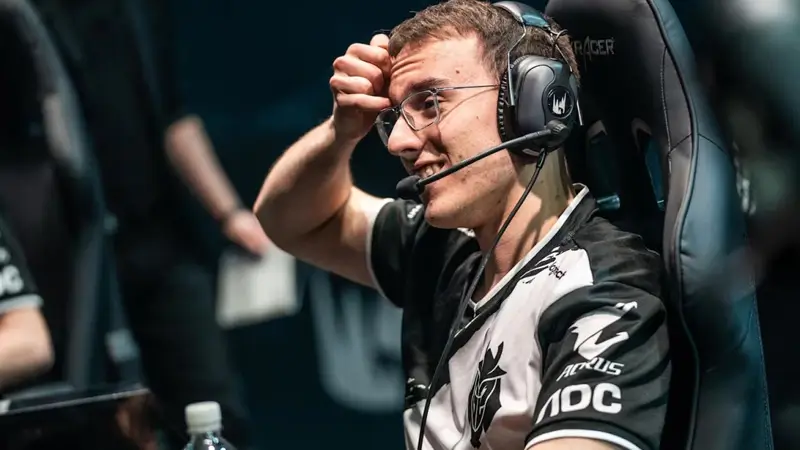 Huyền thoại LMHT Perkz chính thức trở thành đồng sở hữu Friendly Fire 1 Perkz ' Perković đã gia nhập nhóm cà phê game Friendly Fire của Croatia