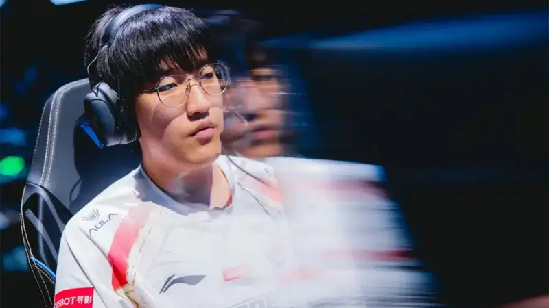 5 trận đấu Liên Minh Huyền Thoại hay nhất năm 2025 5 Tứ kết Liên Minh Huyền Thoại Thế giới: T1 3 - 2 Anyone's Legend