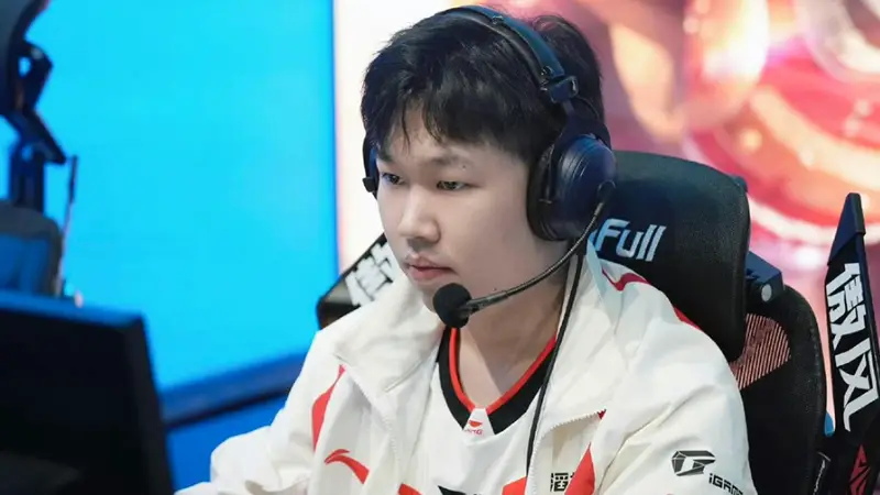 Tuyển Thủ Naiyou Của TES Dính Nghi Án Bán Độ 1 Hé Lộ Dấu Hiệu Bất Thường Trận TES Thua WBG