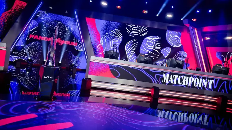 Phép Màu Nào Cho Team WE? SkewMond Hóa Thần
