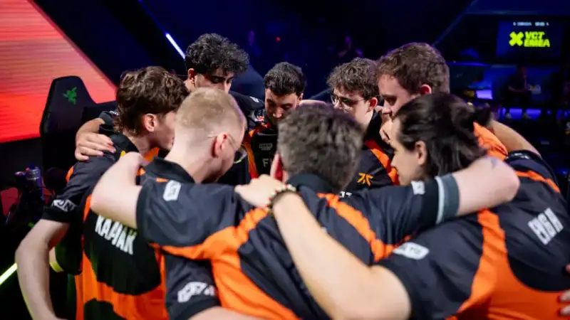 Khi Gã Khổng Lồ VALORANT Fnatic Vấp Ngã Và Khát Vọng Tái Thiết