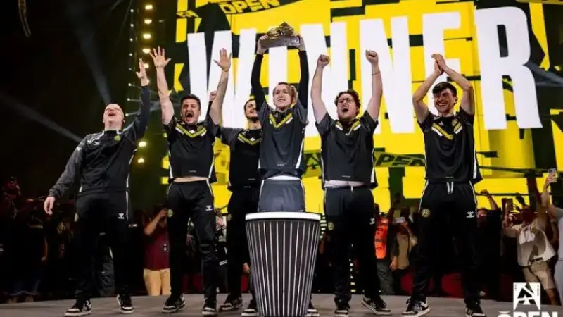 Ai đủ sức soán ngôi tại StarLadder StarSeries Mùa Thu 2026 2 Vitality là thách thức lớn nhất cho ngôi vương của MOUZ